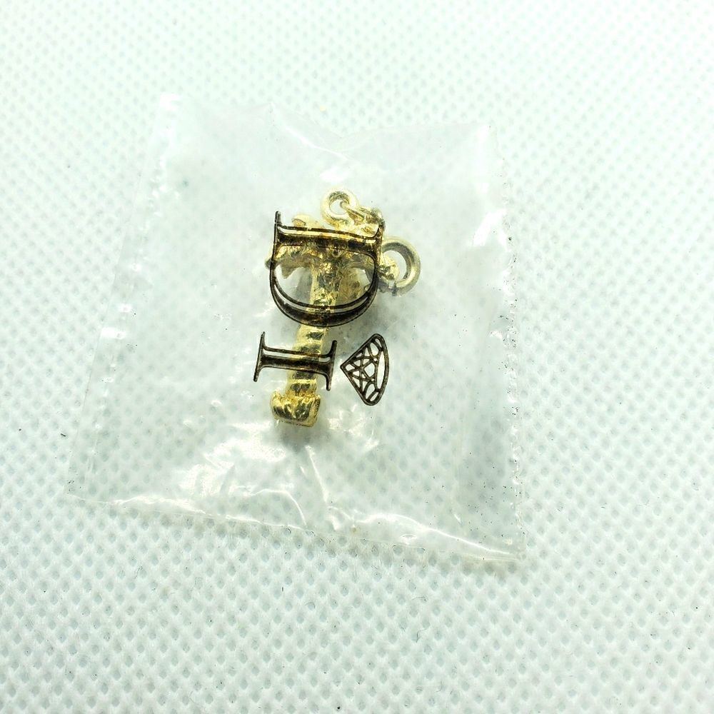 NIB Diamonds International Gold Palm Tree Charm